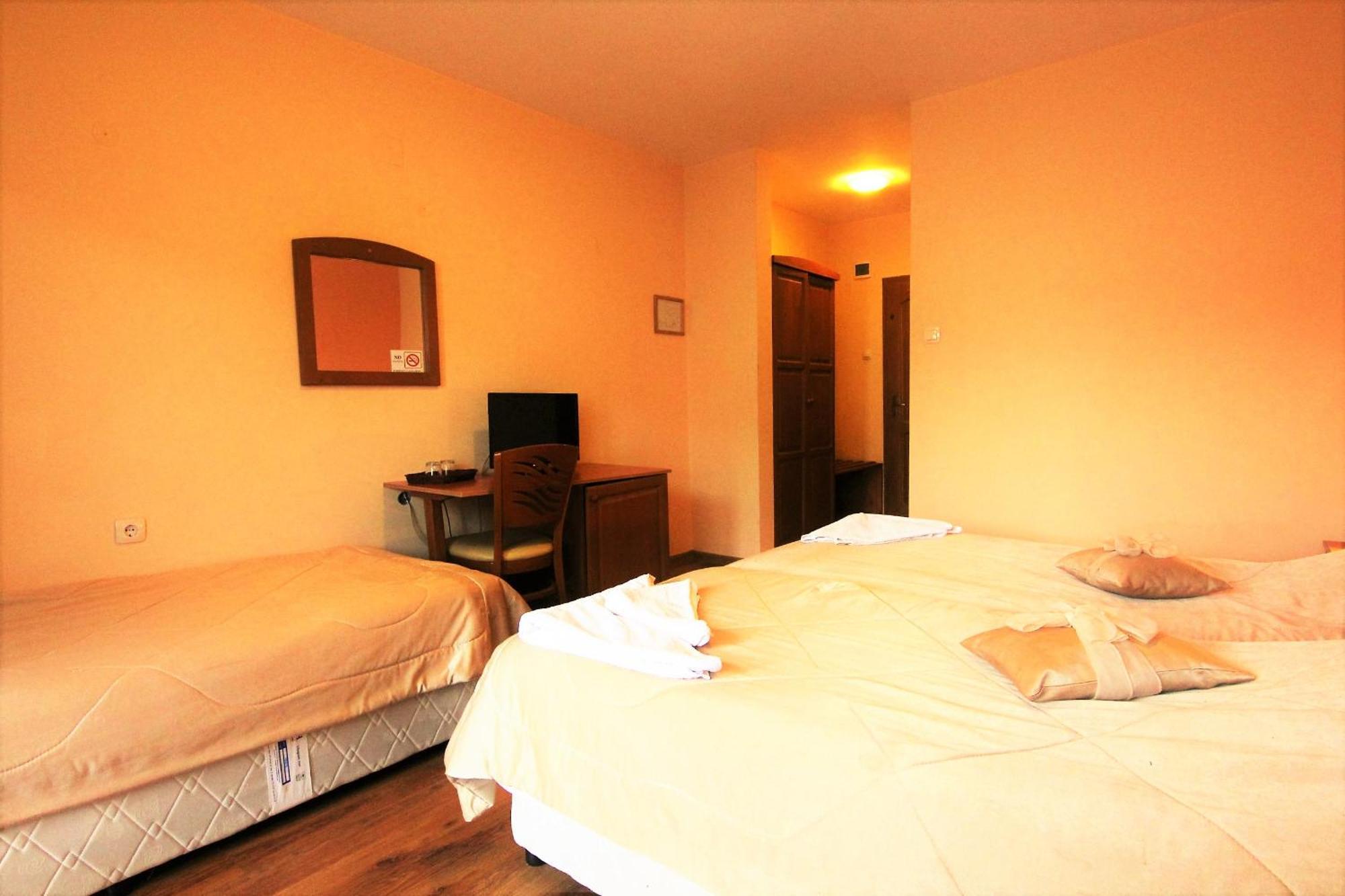 Pirina Club Hotel Bansko Exterior photo